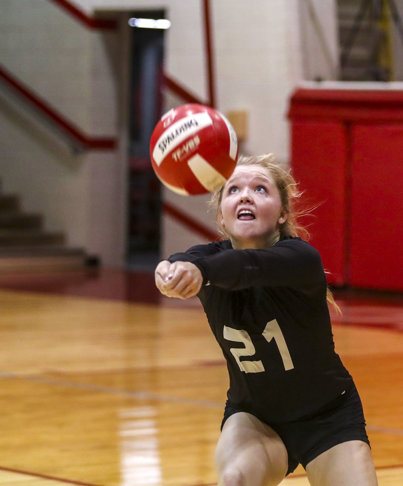 082118-mac-volleyball-004
